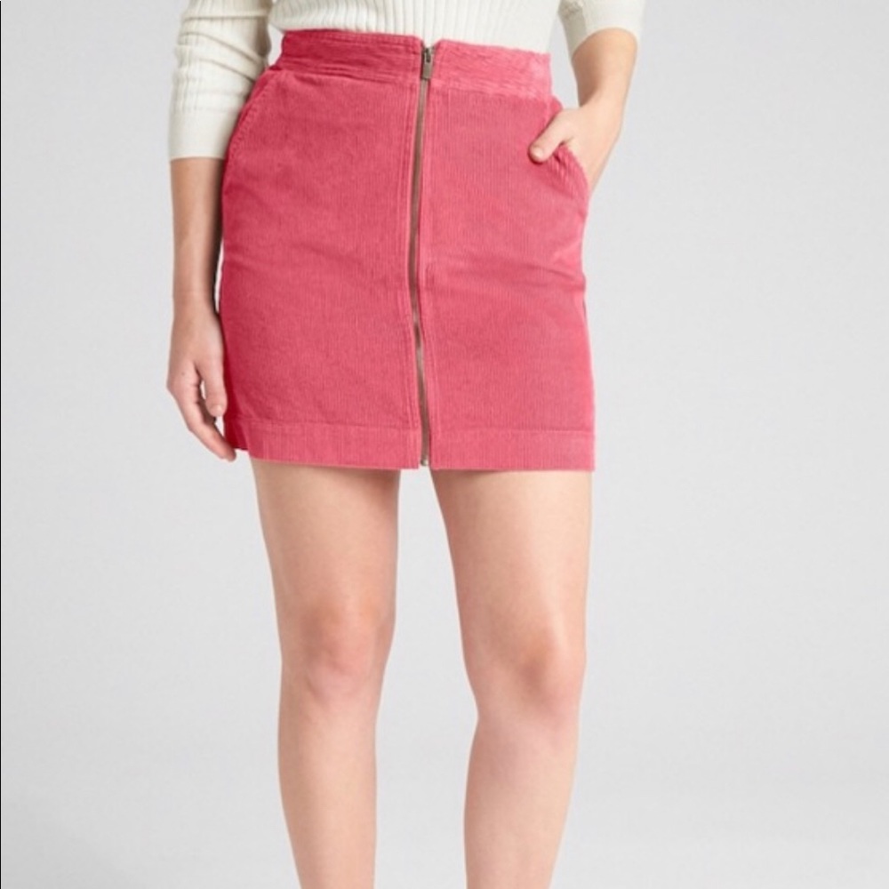 NWT Gap Size 4 Corduroy Zip Front Skirt